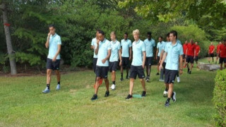 Πρωινός           περίπατος     για    Άγιαξ (pics)