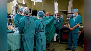 Ηράκλειο: Ενός λεπτού σιγή μέσα στο χειρουργείο για τον Άγγελο