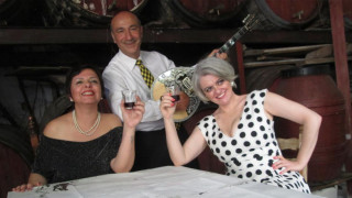 Aυθεντικό λαϊκό γλέντι στη Βαρβάκειο με το συγκρότημα του Γιώργου Αλτή