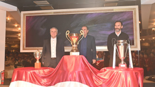 Κοπή πίτας ΑΕΛ: Μήνυμα ενότητας με φόντο τα τρόπαια που κατέκτησε