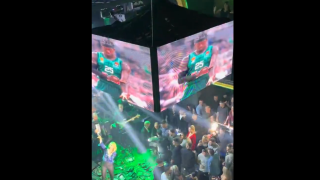 Πέγκυ Ζήνα: Τραγουδούσε «Δεν θα πας πουθενά» και στις οθόνες έπαιζε...Ναν