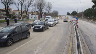 Δόθηκε σε αμφίδρομη κίνηση το ένα ρεύμα της γέφυρας Δενδροποτάμου