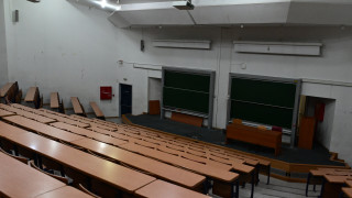 «Πόλεμος» κυβέρνησης-Πανεπιστημίων για τους «αιώνιους» φοιτητές