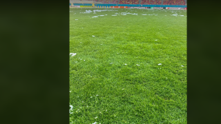 Στεάουα-ΠΑΟΚ: Καθαρίζεται το γήπεδο από τα χιόνια-Η κατάστασή του