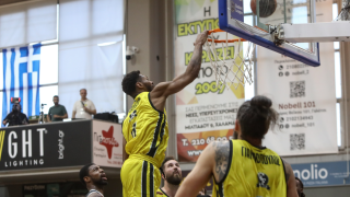 Τι συμβαίνει με τον Σακούρ Τζούστον, τον Άρη και το Περιστέρι