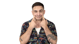 Παπασημακόπουλος: «Ήμουν κοινωνικά άβολος-Έλυσα εντελώς τα προβλήματα κοινωνικής συμπεριφοράς»