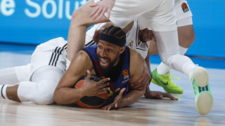 Μπαρτσελόνα: Εκνευρισμός Ναβάρο για τη διαιτησία του ντέρμπι με τη Ρεάλ