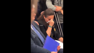 Viral η απογοήτευση της Ουκρανής πρέσβεως για τον καβγά Τραμπ-Ζελένσκι