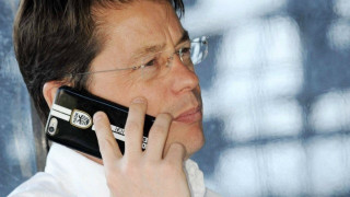 Πήραν     «φωτιά»    τα     τηλέφωνα     του   Μίχελ