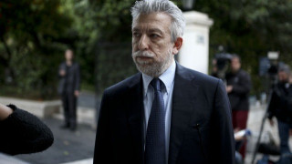 Με ημίμετρα δεν  έρχεται                  η κάθαρση