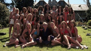 Χωρίς Χέφνερ αλλά με πολλά «κουνελάκια» το πάρτι του Playboy! (pics)