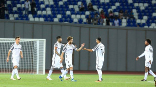 Οι μικρομεσαίοι                    τα «έβαψαν μαύρα»