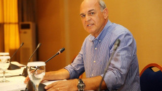 Πώς μπορεί να υπάρχει δίλημμα όταν μάχεται η ελπίδα κόντρα στη σαπίλα;