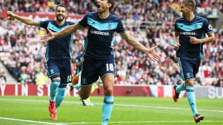 Το fail της χρονιάς:      Τα... έδειξε όλα ο Κλέιτον (pic)