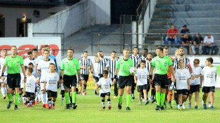 Η παρωδία, ο σάκος του μποξ και οι    επισημάνσεις