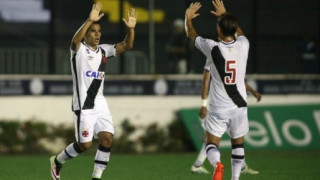 Στο στόχαστρο,  κυρίως,  οι         Λατινοαμερικάνοι