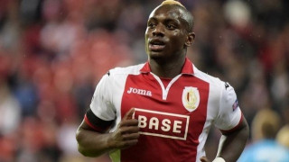 Υπέγραψε και…      «πέταξε»       ο        Εμποκού