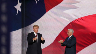 Τραμπ: Συνεχίζει τις τακτικές «divide et impera» για τη διάλυση της ΕΕ