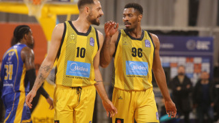 «Πάρτι» του Άρη στο πρώτο ημίχρονο με Λαύριο-Δείτε VIDEOS