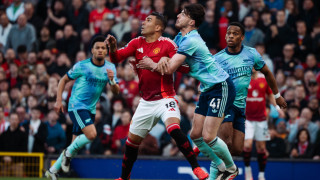 Η Γιουνάιτεντ δούλεψε για τη Λίβερπουλ, στο -15 η Άρσεναλ από την κορυφή