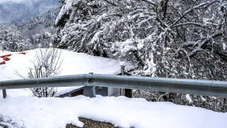 «Χιονιάς» εξπρές έρχεται στη Βόρεια Ελλάδα - Στον «πάγο» η Χαλκιδική