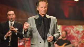 Μάκης Χριστοδουλόπουλος: Κυκλοφορεί με τον προσωπικό του... ξεματιαστή