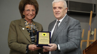 Naftemporiki Tv: Πότε θα βγει στον αέρα το κανάλι του Μελισσανίδη