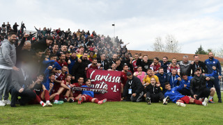 ΑΕΛ: Χαμός στη Χαλάστρα για την άνοδο-Ξέφρενοι πανηγυρισμοί παικτών-κόσμου