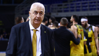 Χωρίς Τάκερ-Ομπιέσε η ΑΕΚ απέναντι στον ΠΑΟΚ