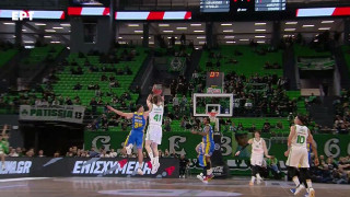 Παναθηναϊκός-Περιστέρι: Το ασύλληπτο buzzer beater του Χουάντσο από το κέντρο του γηπέδου!