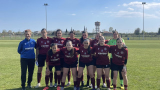 Μικτή Κ15 γυναικών: Με πέντε γκολ στα ημιτελικά