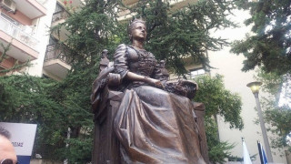 Δυσαρέσκειες στην παράταξη Μπουτάρη για το άγαλμα της Βασίλισσας Όλγας