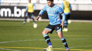 Πολύ ανώτερη η                                  Ζενίτ