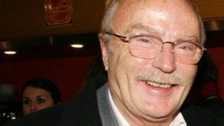 Ντίνος  Καρύδης:  «Σκέφτηκα να πέσω από τον 4ο όροφο» (ΒΙΝΤΕΟ)