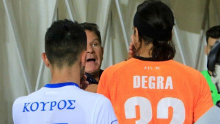 Της κακομοίρας: Δεν έχασε μόνο τερματοφύλακα, χάνει και προπονητή