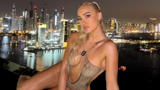 Ιωάννα Τούνη: Ο γιος της ποζάρει στο κρεβάτι έχοντας παρέα ένα τεράστιο φίδι