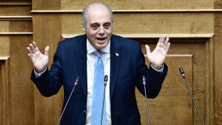 Βελόπουλος: «Ξέρουμε ότι ο Πρωθυπουργός δεν εργάστηκε ποτέ στον ιδιωτικό τομέα»