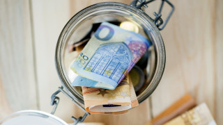 ΑΑΔΕ: Αφορολόγητα «μπόνους» για μισθωτούς και συνταξιούχους