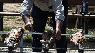 Ασφάλεια των τροφίμων: Τι να προσέξουμε στο πασχαλινό τραπέζι