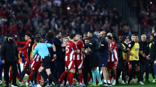 ΔΕΑΒ: Τρεις παίκτες του Ολυμπιακού, πέντε της ΑΕΚ και ο Αλμέιδα κλήθηκαν σε απολογία