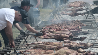 Καιρός- Κυριακή του Πάσχα: Με 25άρια και...μπουρίνια το σούβλισμα του αρνιού
