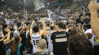 Αποθεώθηκαν οι παίκτες του ΠΑΟΚ μετά το τέλος του αγώνα με την Μπιλμπάο