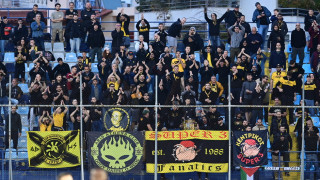 Άρης: Παρών και στο Περιστέρι ο κόσμος του-Η «κιτρινόμαυρη» εξέδρα στο ματς με τον Ατρόμητο