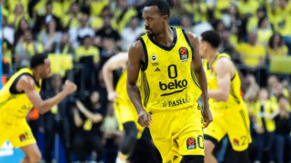 Πετρίδης: Η Παρί μαθαίνει, η Φενέρ ήδη ξέρει