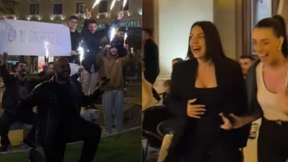 Θεσσαλονίκη: Πρόταση γάμου στην... αμέριμνη «νύφη»: Πυρσοί, πανό και «ναι»