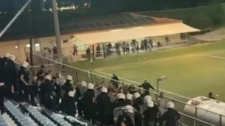 Άγριο ξύλο σε συμπλοκή οπαδών με τα ΜΑΤ στον τελικό του Κυπέλλου Αχαΐας