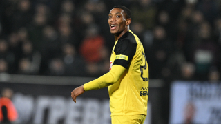 «Έπεσε» η ποινή του Μαρσιάλ και παίζει με ΠΑΟΚ!