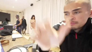 Streamer σοκαρίστηκε όταν είδε πίσω του την Μπιάνκα Σενσόρι γυμνή