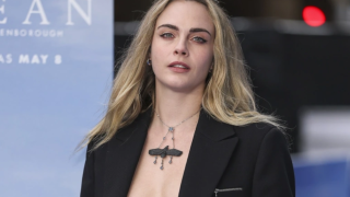 Κάρα Ντελεβίν: Μάγεψε τα πλήθη με το διάφανο φόρεμά της