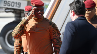 Ιμπραήμ Τραορέ: Ποιος είναι ο αυταρχικός ηγέτης που τα... βάζει με τη Δύση